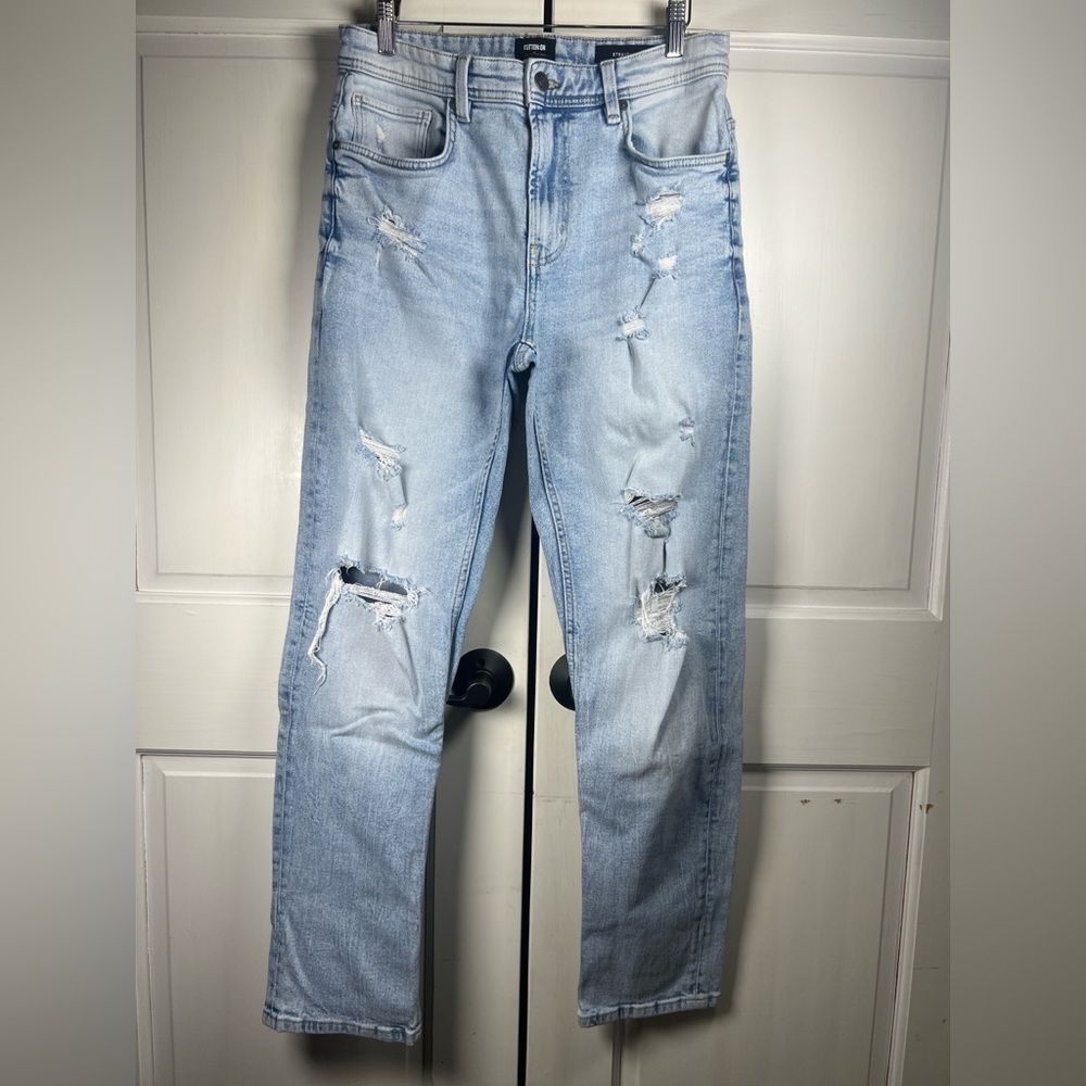 Cotton On Men’s Light Wash Distressed Straight Leg Size 30 EC